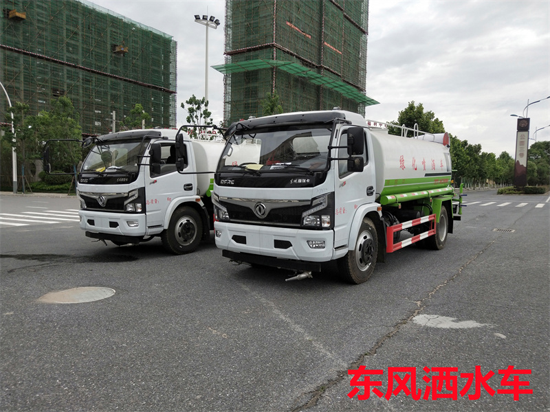 東風8噸灑水車 東風8噸灑水車