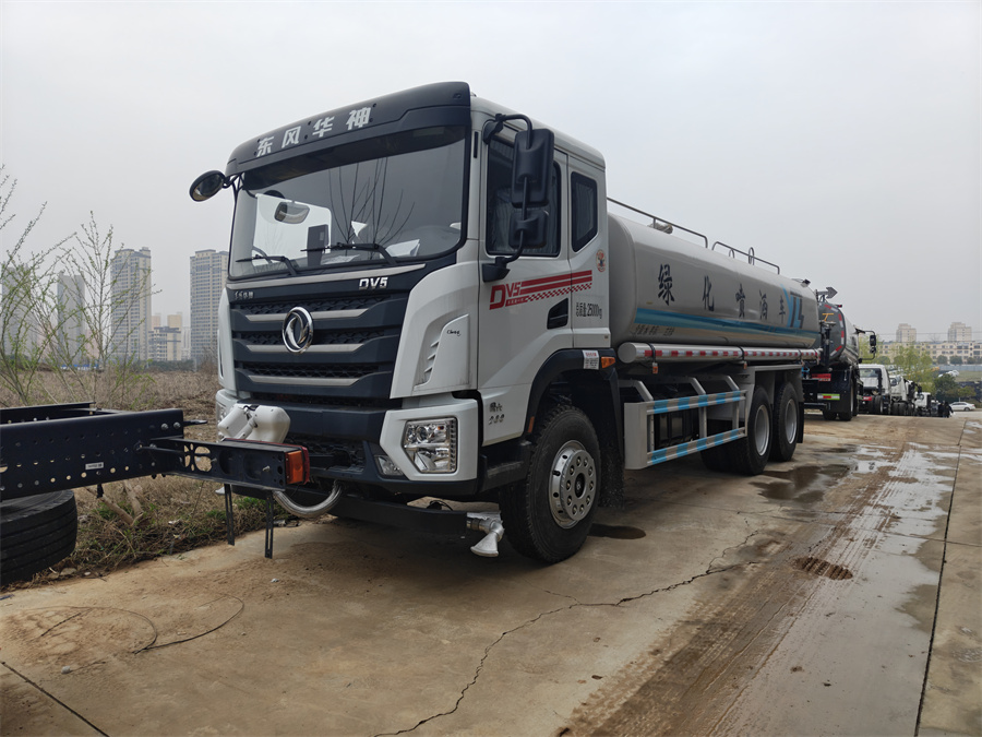 東風(fēng)22方灑水車(chē)-東風(fēng)華神DV5灑水車(chē)-可以配新疆自留 東風(fēng)22方灑水車(chē)-東風(fēng)華神DV5灑水車(chē)-可以配新疆自留